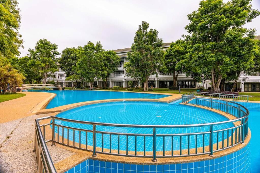 4 Bedroom Townhouse In Great Location! Hua Hin Ngoại thất bức ảnh