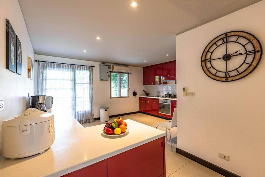 4 Bedroom Townhouse In Great Location! Hua Hin Ngoại thất bức ảnh