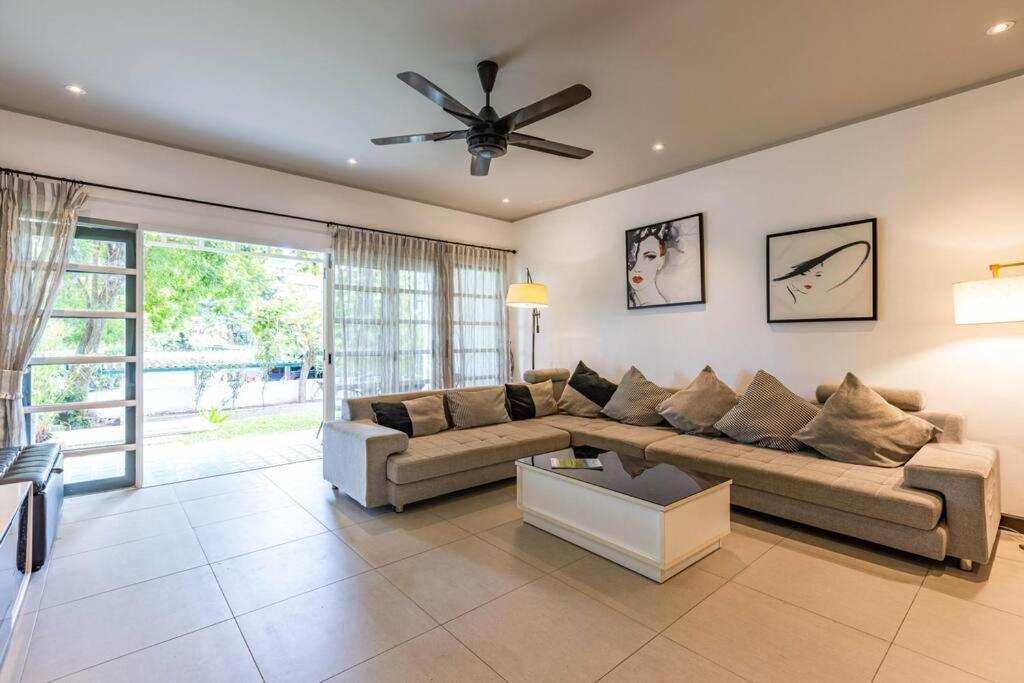 4 Bedroom Townhouse In Great Location! Hua Hin Ngoại thất bức ảnh